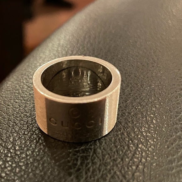 gucci TRADEMARK RING sliver size 6 - Picture 1 of 3